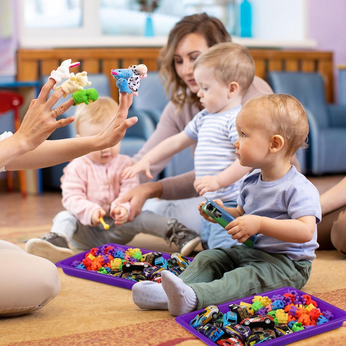 Maitys 24 Pcs Plastic Art Trays 11 x 8.7 x 1 Inch Activity Craft Tray Organizer Serving Tray Stackable Storage Sand Trays for School Painting Beads Crafts DIY Projects(Purple)