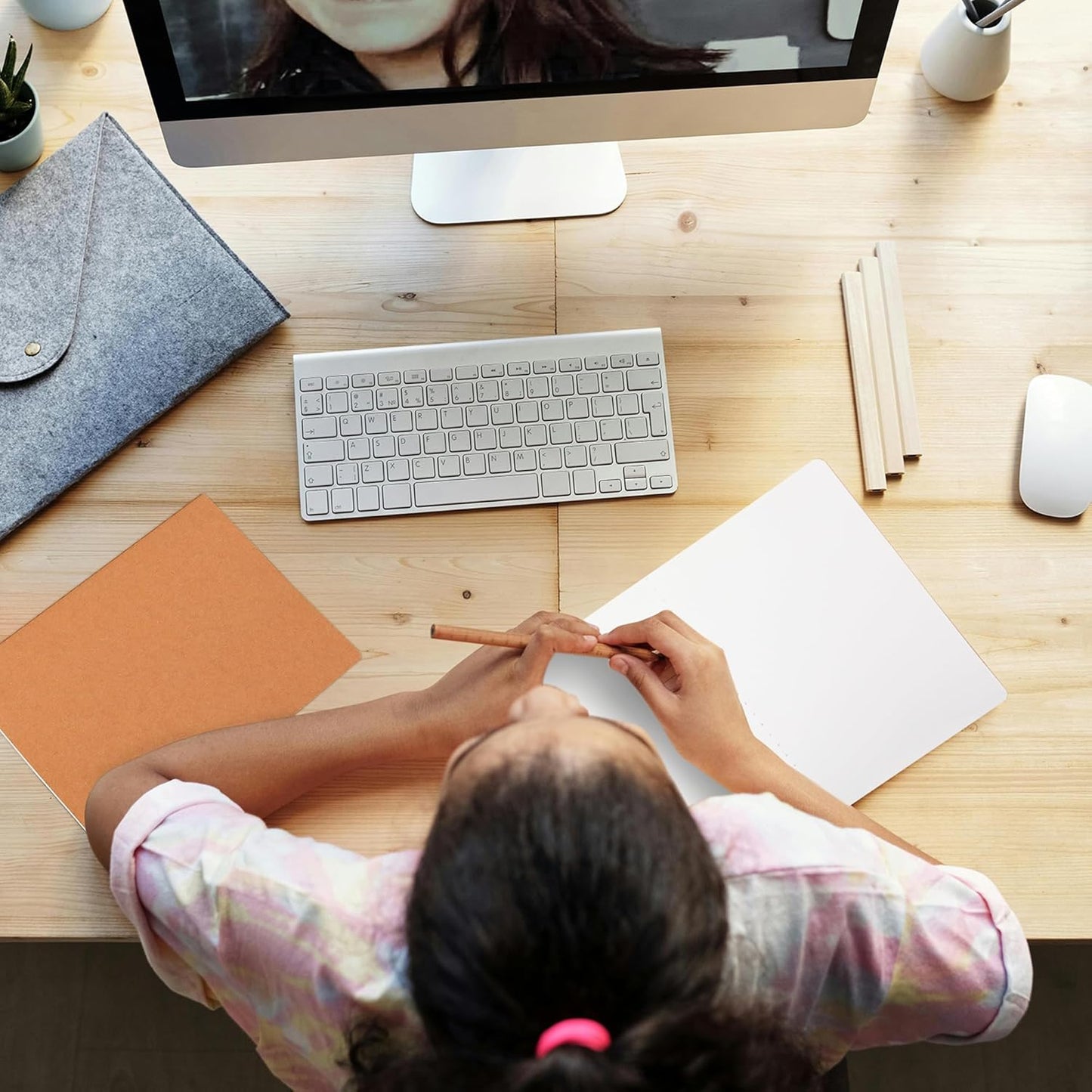 miikoul 24 Pack Blank Kraft Notebooks, 8.3"x5.5" A5 Small Journal Bulk Blank Notebooks 80 Gsm Unlined with 60 Pages A5 Subject Notebooks Traveler Journal Set for Adult Students Office School Supplies