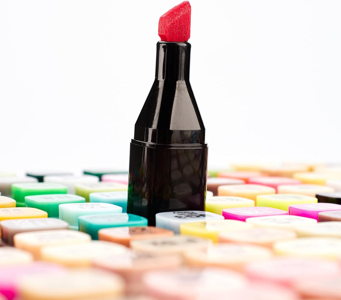 168 Colors Alcohol Markers - Dual Tip Permanent Art Markers Set for Coloring Drawing Painting, Fine and Chisel Tip Alcohol Based Pens with Carrying Case for Adult Artists