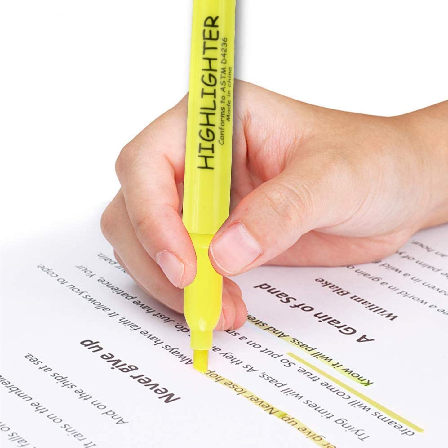 Trail maker 100 Packs of Bulk Yellow Highlighters in Bulk | Bright Wholesale Highlighters for Classrooms, School Kids, Teachers, Office Supplies