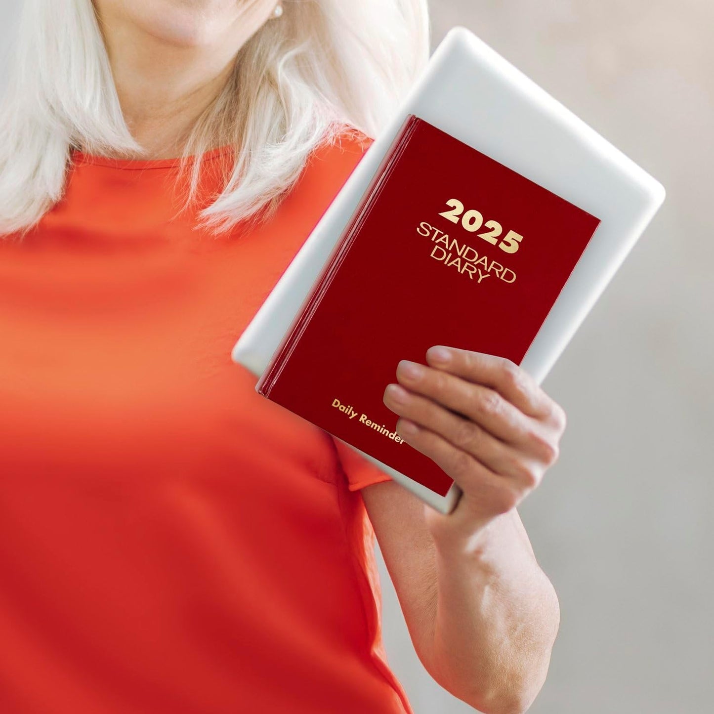 AT-A-GLANCE 2025 Diary, Standard Diary, Daily, 5-3/4" x 8-1/4", Small, 12-Month, Hardcover, Red (SD3891325)