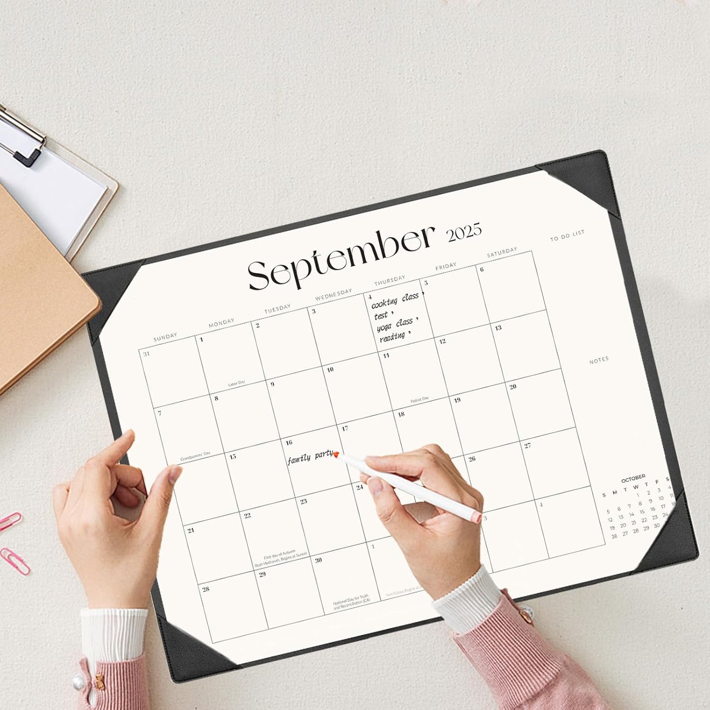 Desk Calendar 2025-2026 with Desk Mat – 22" x 17" Large Desk Pad Calendar Runs From July 2025 to December 2026, Office Supplies Desktop Monthly Calendar for Home, Office