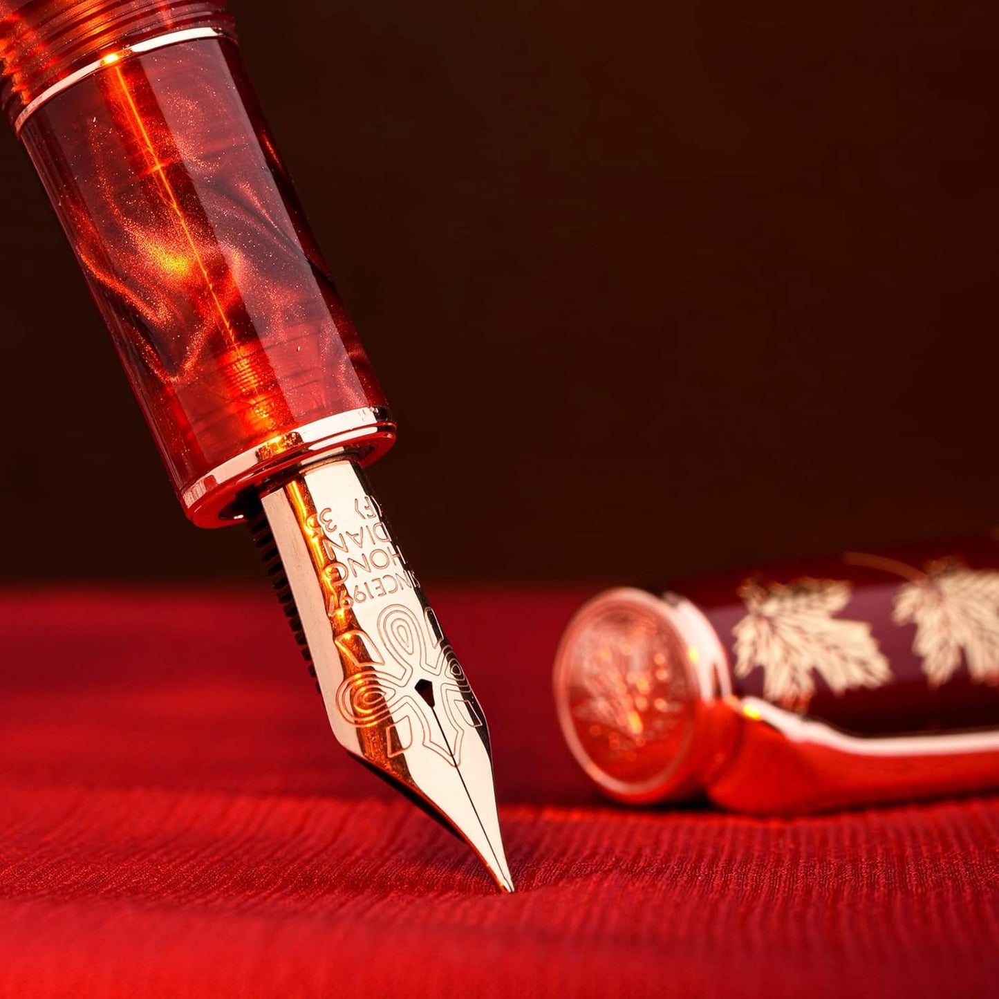 Hongdian N8 Red Acrylic Resin Fountain Pen, Iridium Extra Fine Nib Rose Gold Trim Maple Leaf Carving Cap, Smooth Writing Pen with Converter and Metal Pen Box Set