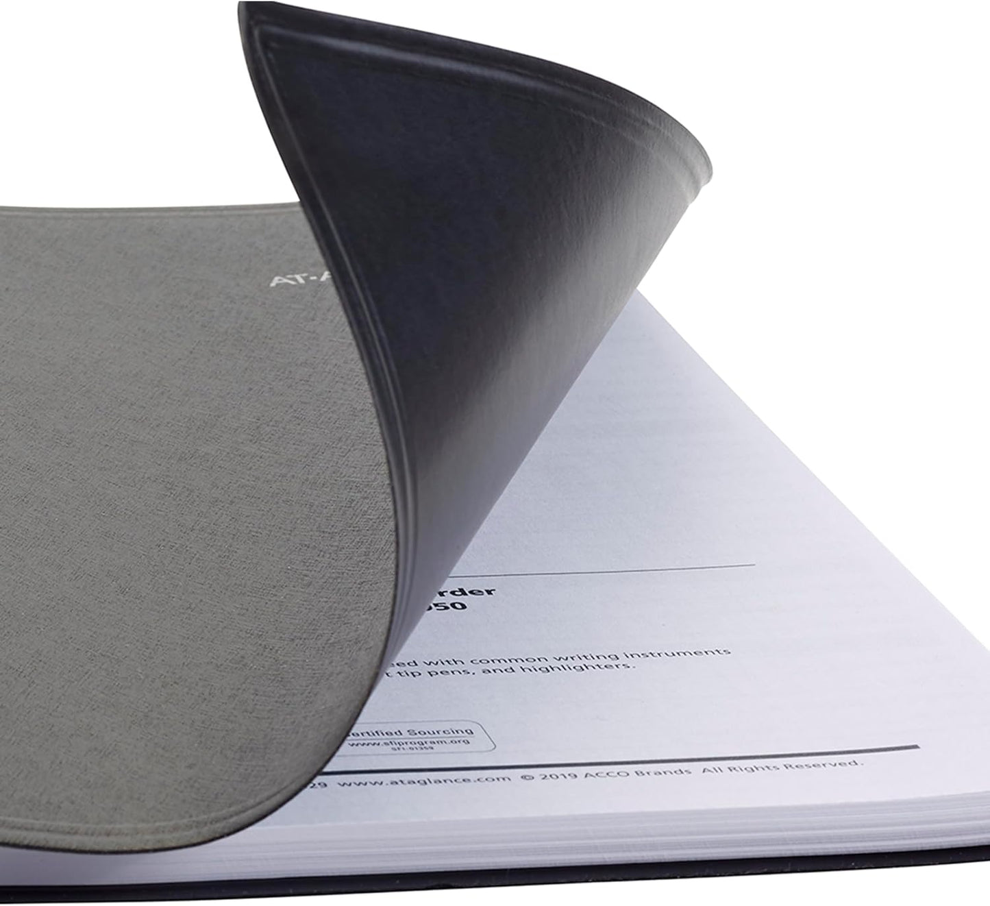 AT-A-GLANCE 2026 Planner, Monthly, 7" x 8-3/4", Medium, DayMinder, Black (G4000026)