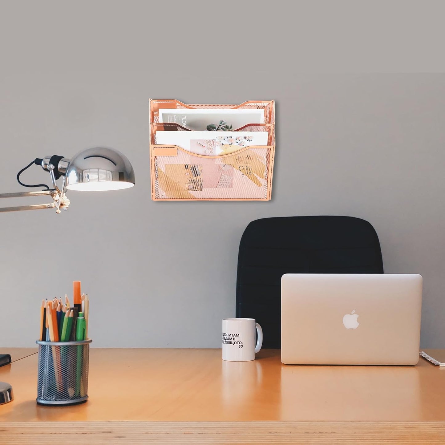 EASEPRES 3 Pocket Mesh Hanging Wall File Organizer, Wall Mounted Mail Paper Document Folder Holder, Clipboard Storage Organization Magazine Rack with Nametag Label for Office Home School, Rose Gold