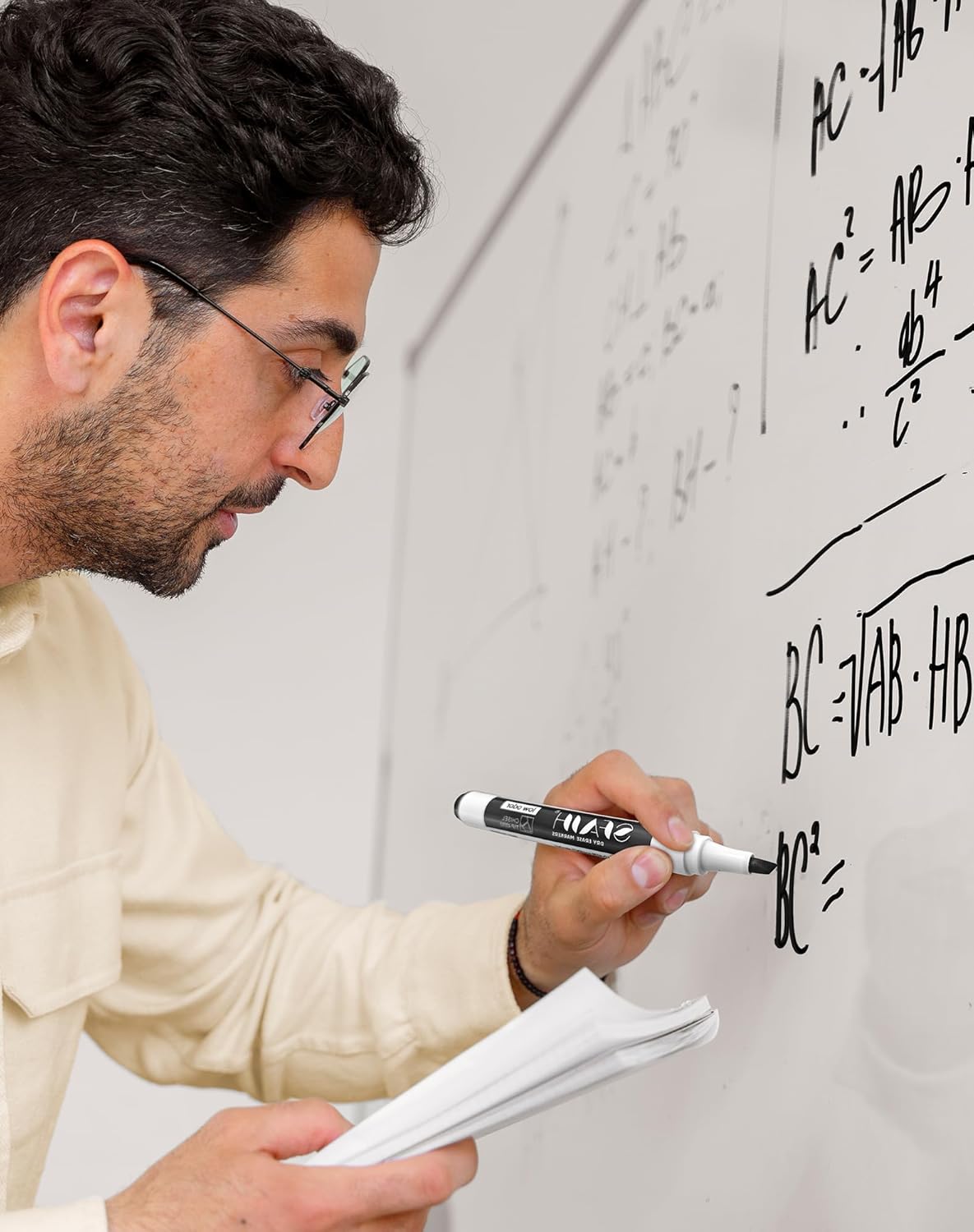 SFAIH Dry Erase Markers Chisel Tip with Magnetic Whiteboard Eraser, 36 Bulk Pack Black White Board Markers for Teachers & Students, Versatile Lines, 1s Quickly Dry, Perfect for Classroom and Office