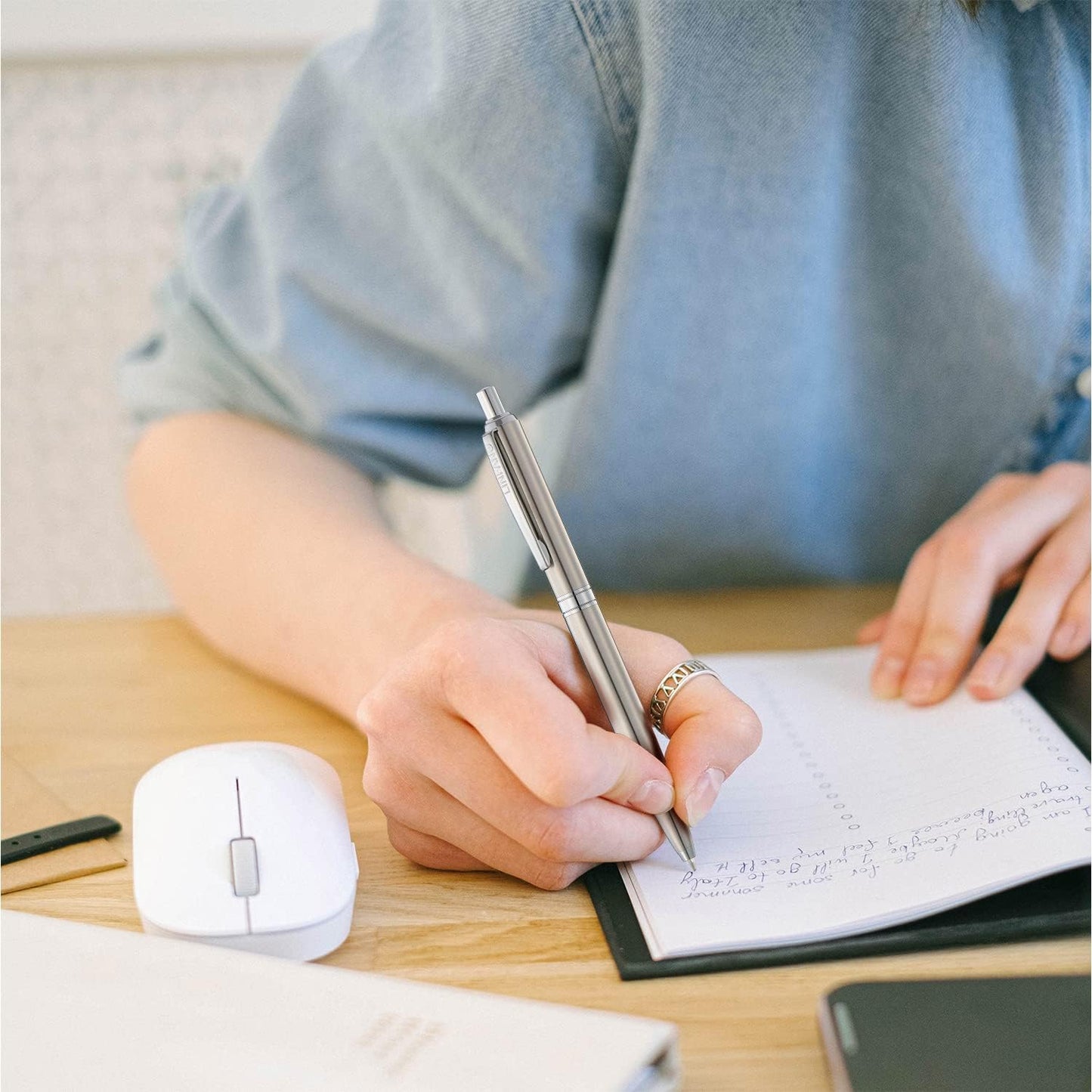 LINFANC 8 Pack Ballpoint Pens, Premium Retractable Metal Ballpoint Pen, Medium Point 1.0mm Black Ink Pen for Home School Work Office Supplies, Stainless Steel Trim, Extra 8 Refills