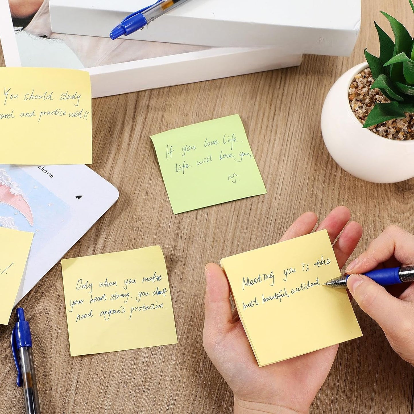 Jetec 250 Pcs Premium Gel Roller Pens Bulk, Fine Point 0.7 mm, Retractable Gel Ink Roller Ball Pens for Writing Journaling Taking Notes Office (Blue)